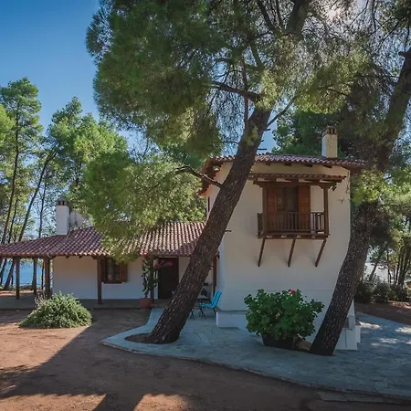 Tatil Evi Squirrel Front Villa, Metamorfosi (Sithonia)