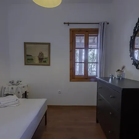 Tatil Evi Squirrel Front Villa, Metamorfosi (Sithonia)